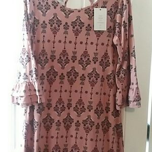 Ladies /Juniors mid length ruffle sleeve dress